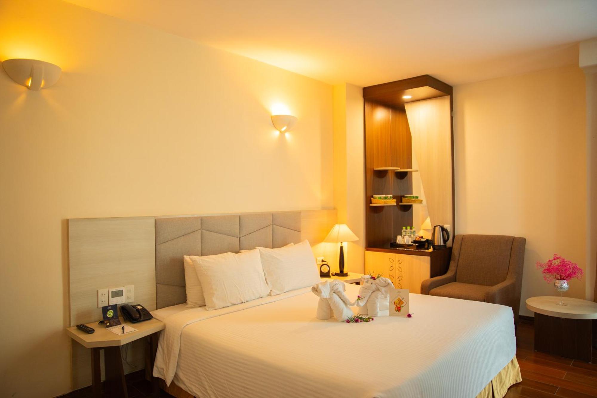 Muong Thanh Dien Chau Hotel Exterior photo