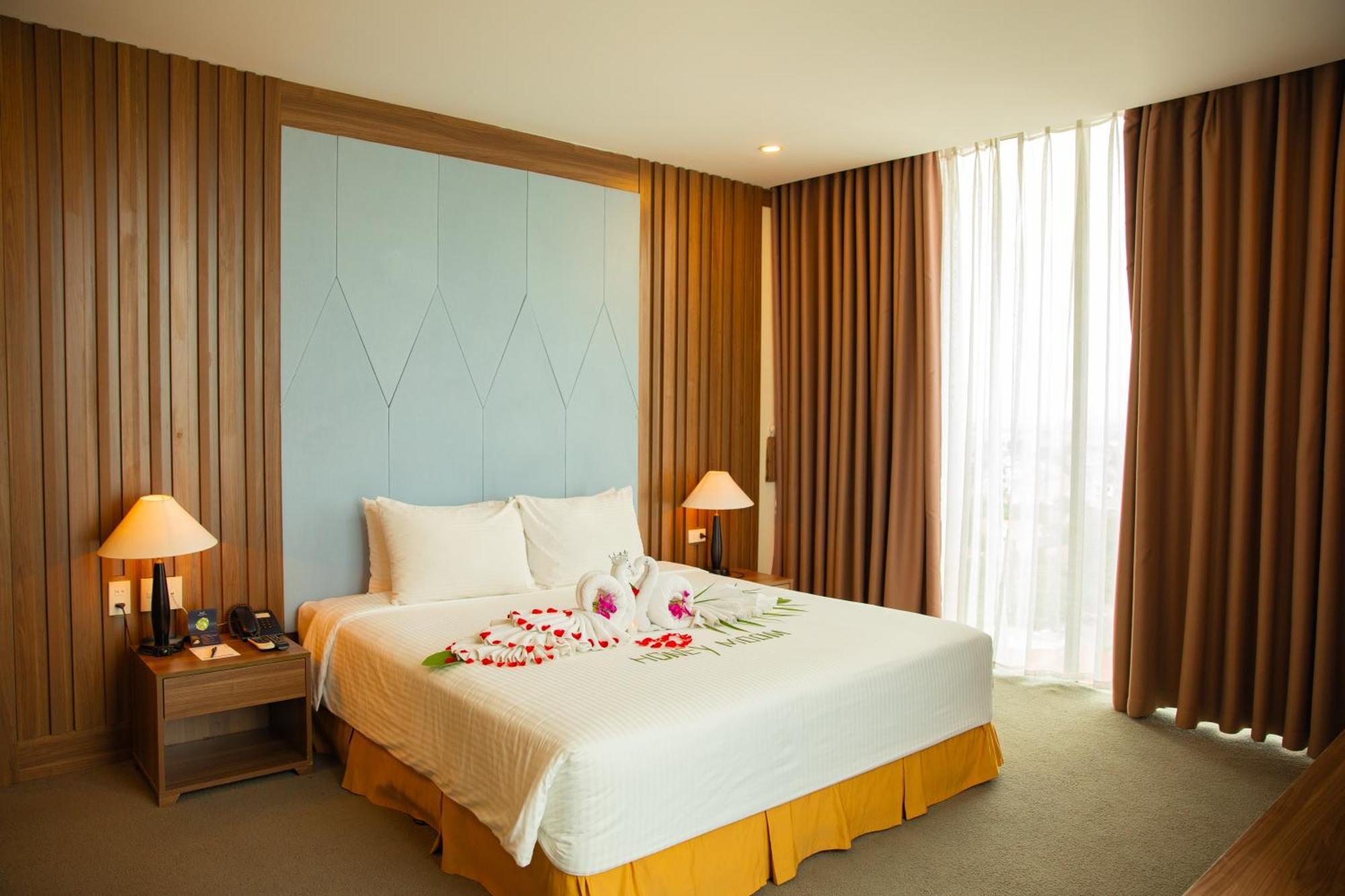 Muong Thanh Dien Chau Hotel Exterior photo